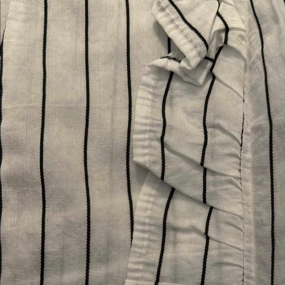 Striped Ruffle Blouse - Picture 2 of 5